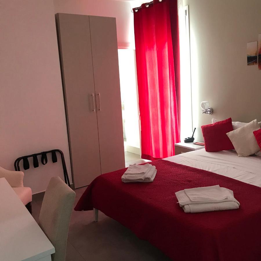 B&B Isola Bella ปาแลร์โม ภายนอก รูปภาพ